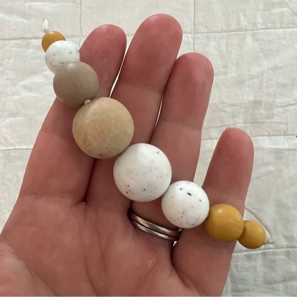 Chewable Charm Teething Necklace - Picture 2 of 2